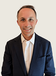 Ryan Popp Headshot